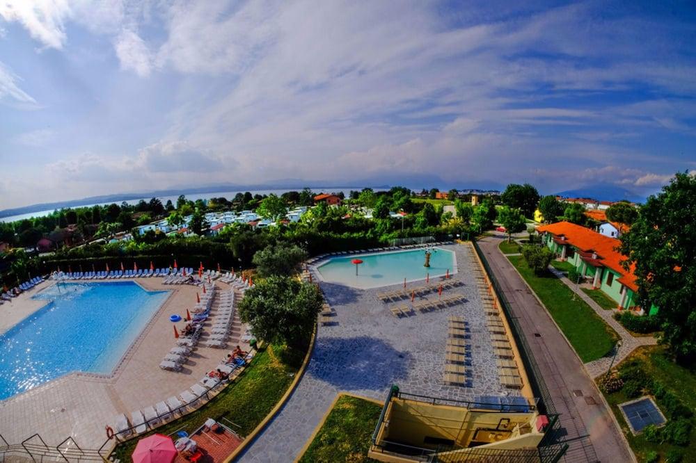 The Garda Village Sirmione Exterior photo