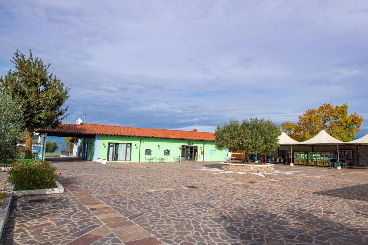 The Garda Village Sirmione Exterior photo