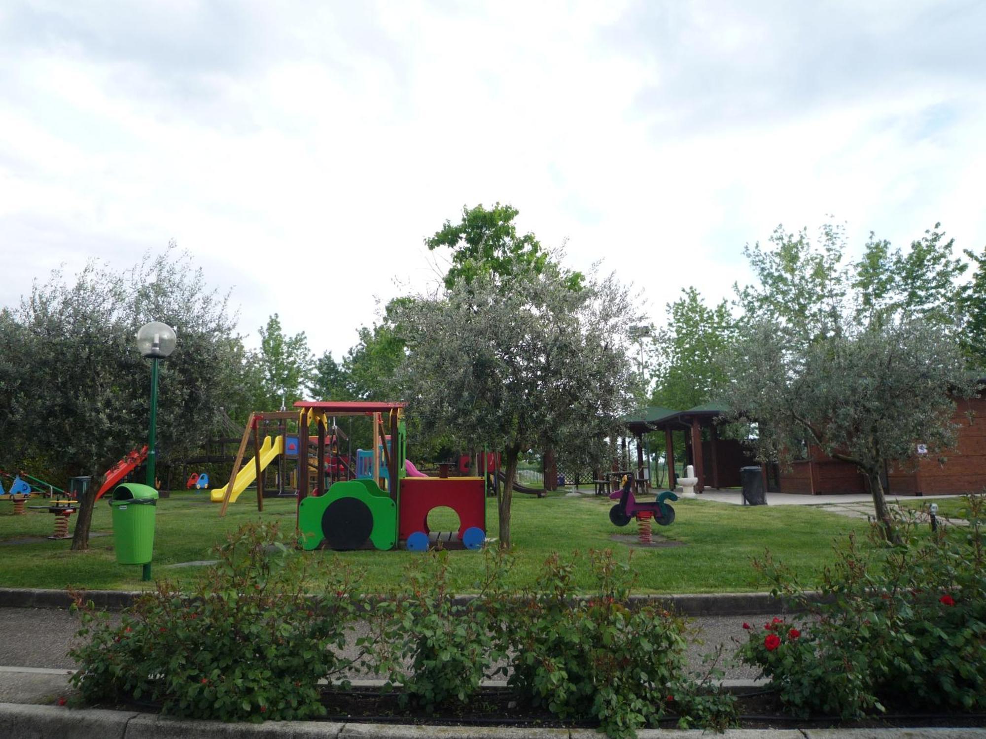 The Garda Village Sirmione Exterior photo