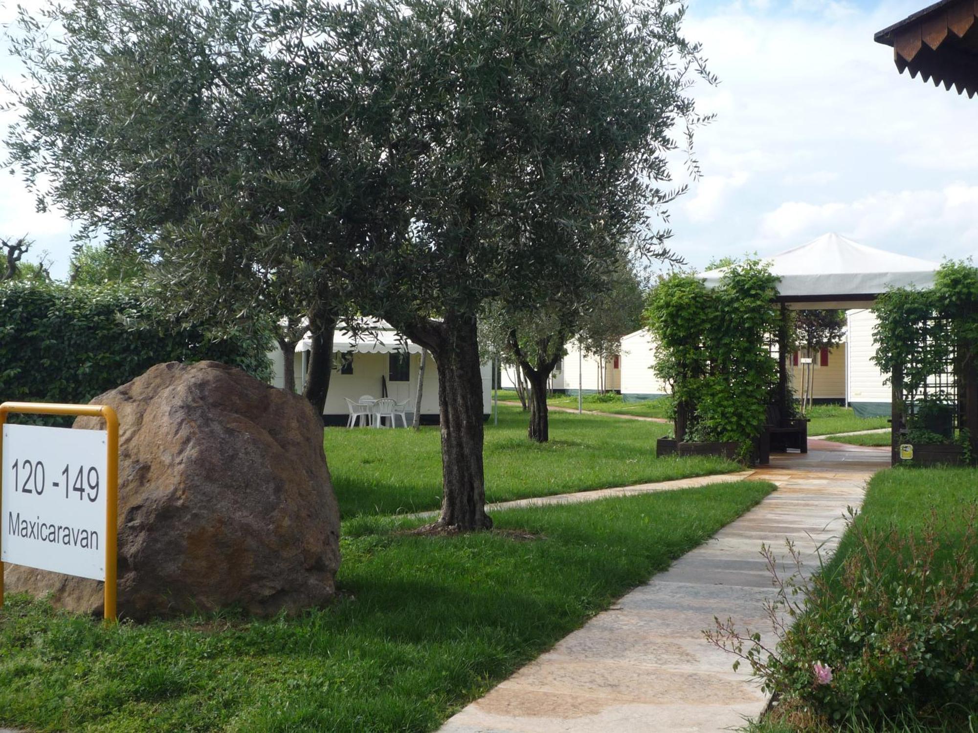 The Garda Village Sirmione Exterior photo