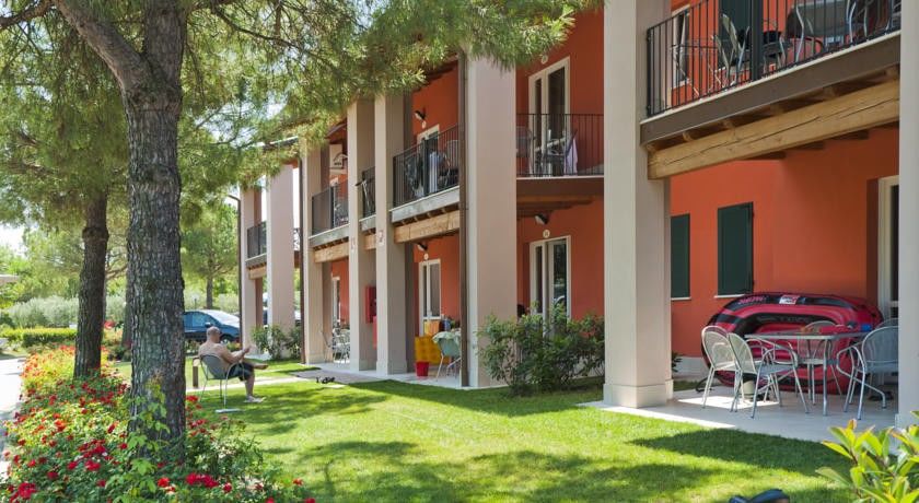 The Garda Village Sirmione Exterior photo