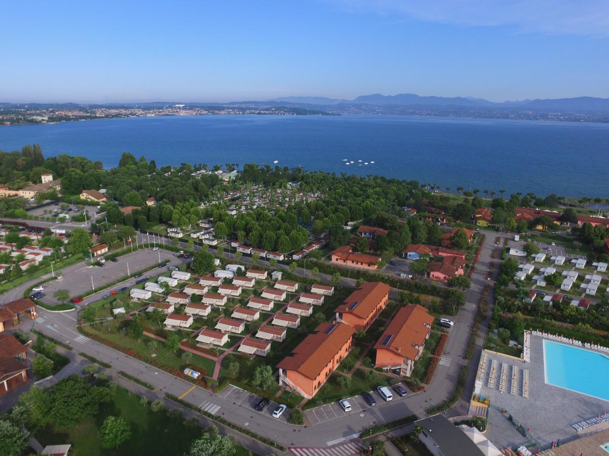 The Garda Village Sirmione Exterior photo